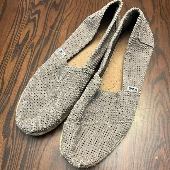 Toms Alparagata Slip Ons - Picture 1 of 4